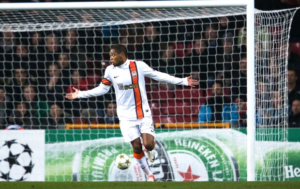 Luiz Adriano é suspenso por um jogo e desfalca Shakhtar contra Juventus