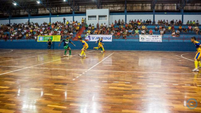 Prefeitura de Coxim faz seletiva para Copa Morena de Futsal