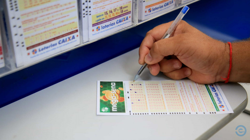 Mega-Sena acumula e prêmio sobe para R$ 45 milhões