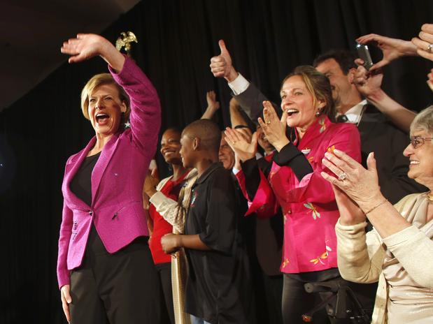 Primeira senadora abertamente lésbica é eleita nos EUA