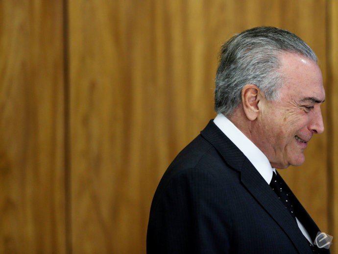 Consultorias e bancos fazem revisões para cima de previsões sobre economia