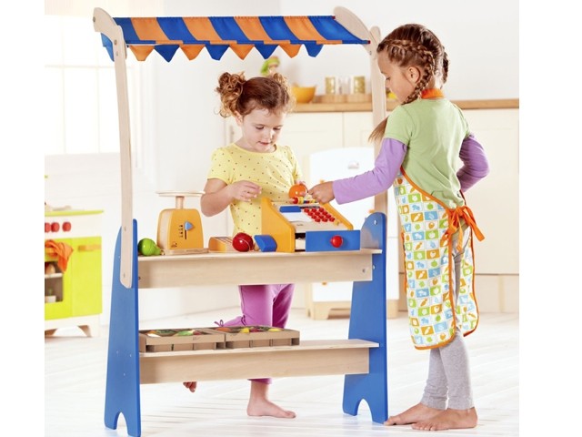 Muitos adultos ainda “brincam de Faz de Conta”