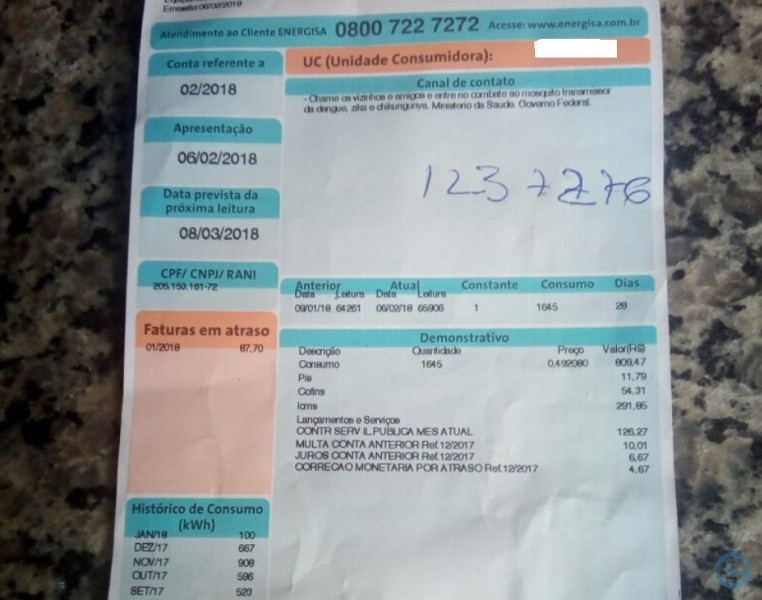 Penduricalhos fazem consumidor pagar mais R$ 4 bi na conta de luz